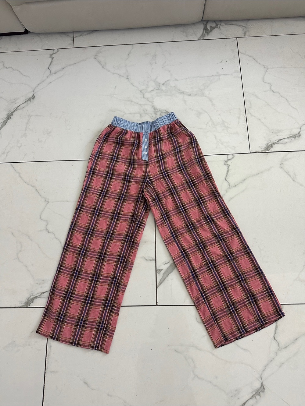 SHEIN Pink Plaid Pajama Bottoms with Blue Waistband